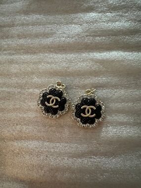 Lot of 2 Chanel  charm Button zipper pull Gold Tone Charm Set